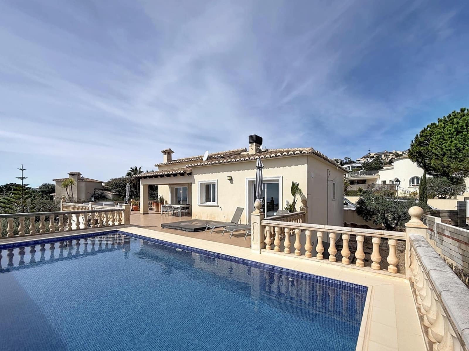 4 chambre Villa/Maison à vendre à Benitachell / Benitatxell avec piscine garage - 995 000 € (Ref: 9802521)