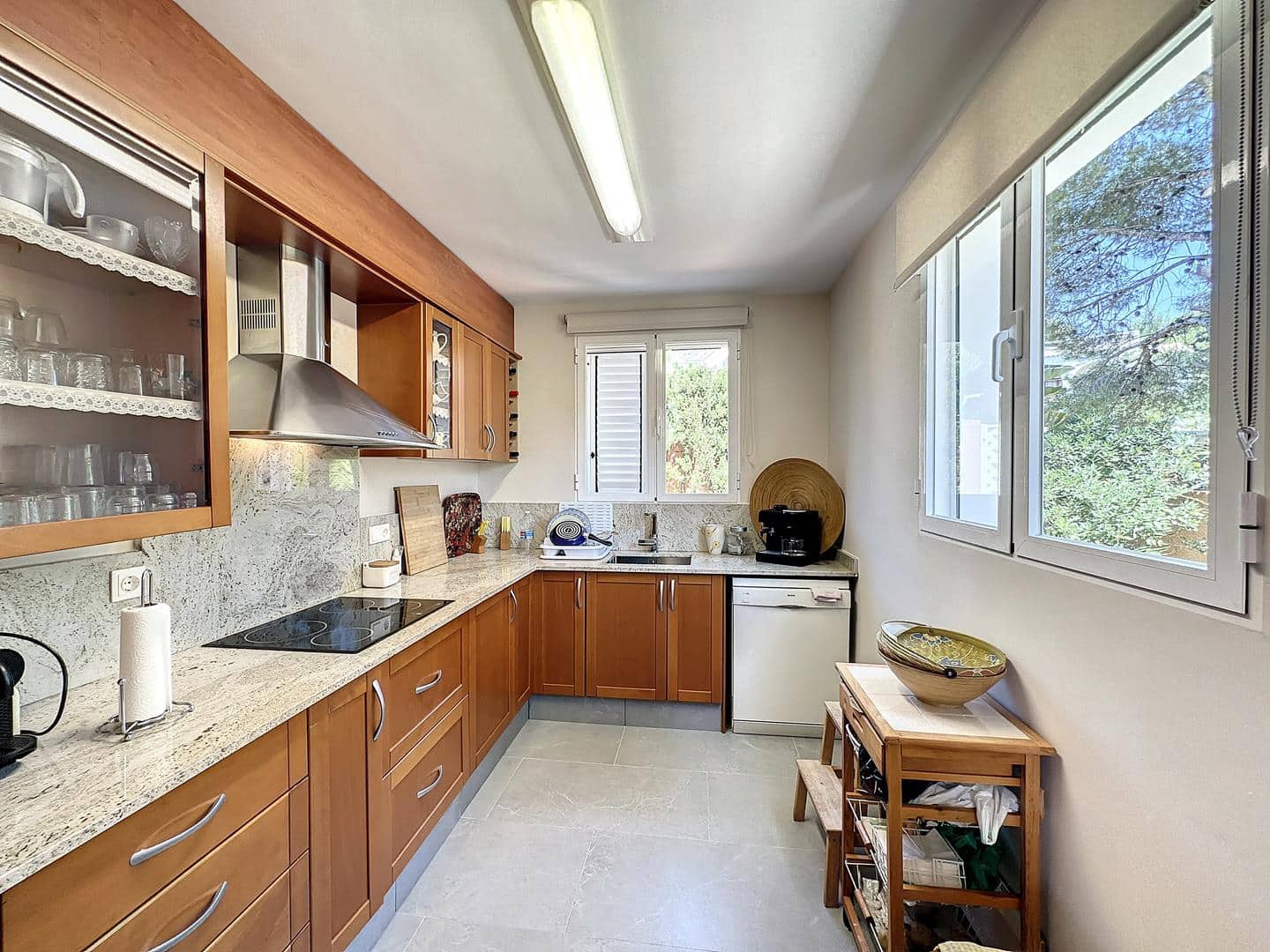 4 makuuhuone Huvila myytävänä paikassa Benitachell / Benitatxell mukana uima-altaan 
autotalli - 750 000 € (Ref: 9802529)