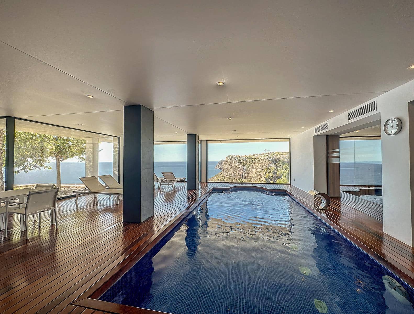 Apartamento de 3 habitaciones en Benitachell / Benitatxell en venta con piscina garaje - 825.000 € (Ref: 9802531)