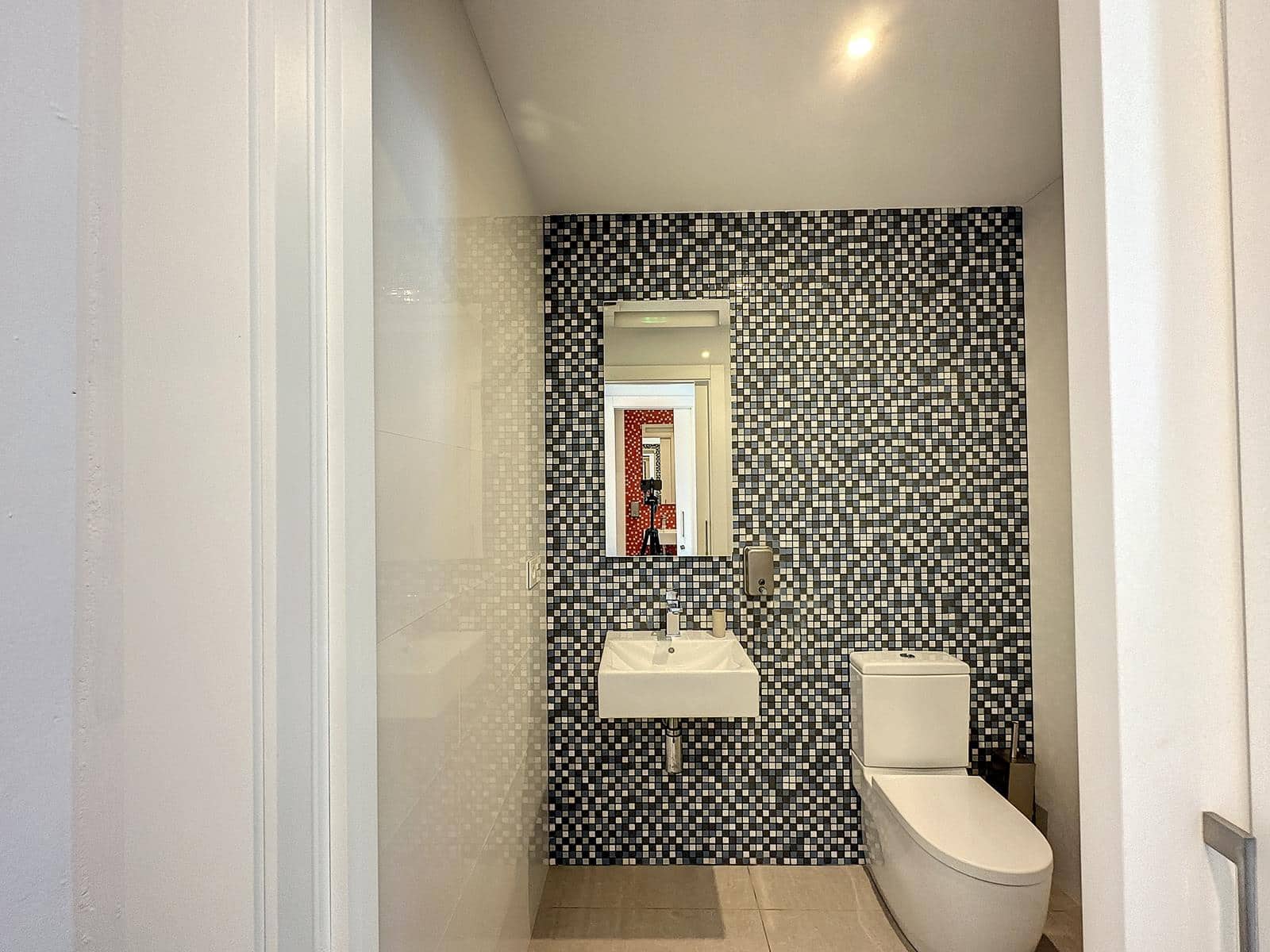 Apartamento de 3 habitaciones en Benitachell / Benitatxell en venta con piscina garaje - 825.000 € (Ref: 9802531)