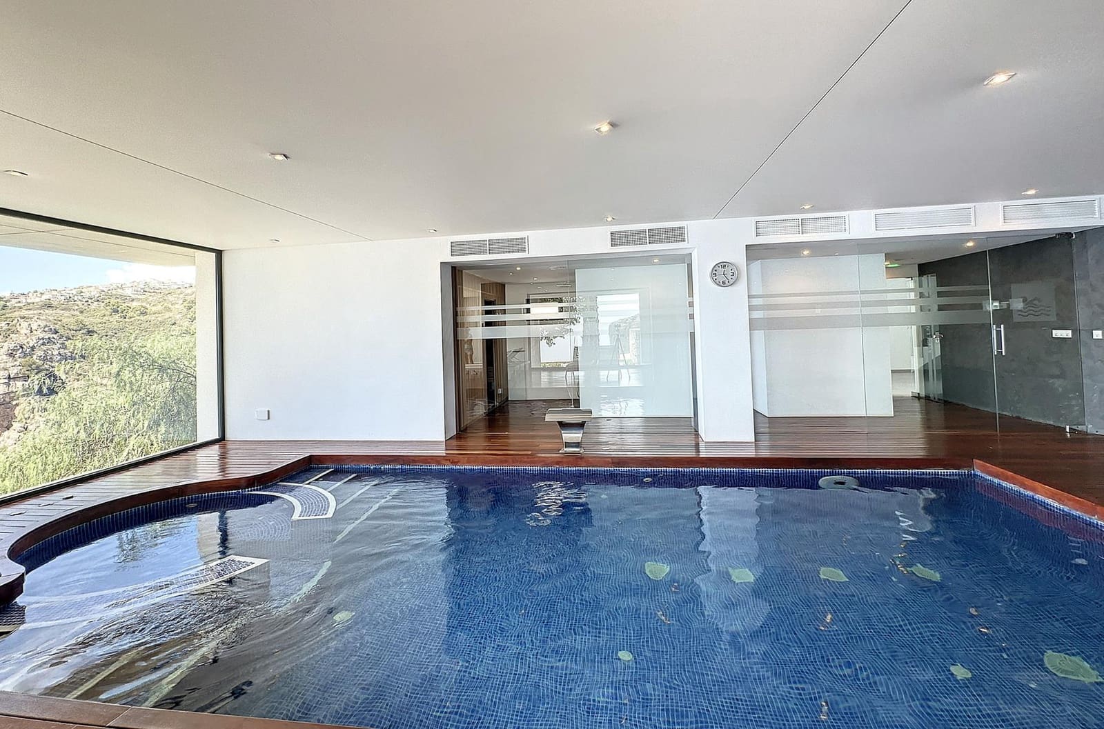 Apartamento de 3 habitaciones en Benitachell / Benitatxell en venta con piscina garaje - 825.000 € (Ref: 9802531)