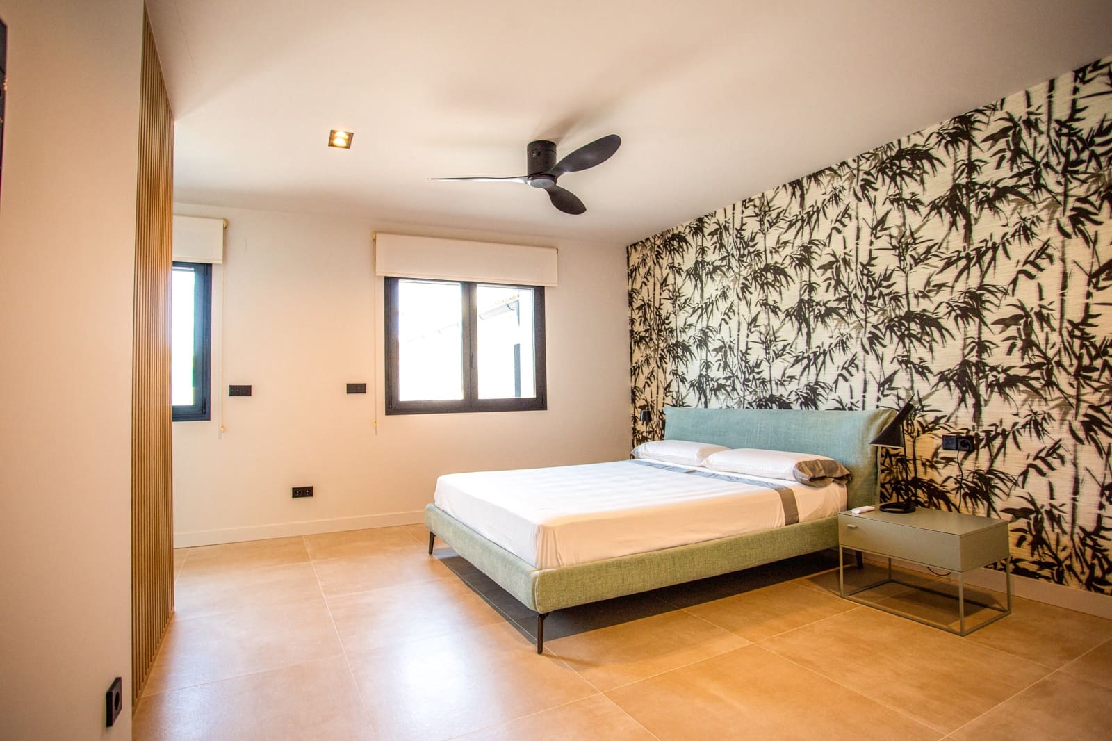 3 slaapkamer Villa te koop in Denia met zwembad - € 1.595.000 (Ref: 9813541)