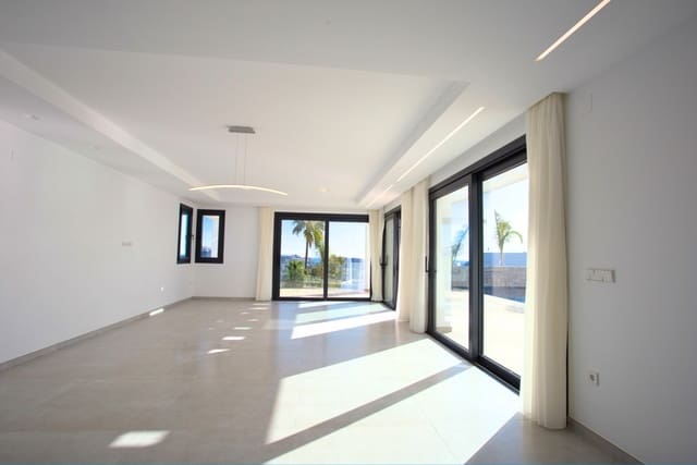 Chalet de 3 habitaciones en Moraira, Teulada-Moraira en venta con piscina - 2.250.000 € (Ref: 9813542)