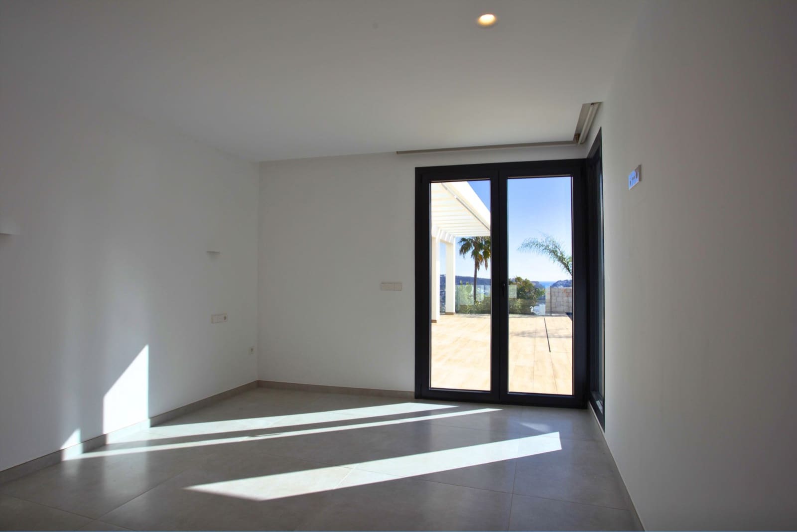 Chalet de 3 habitaciones en Moraira en venta con piscina - 2.250.000 € (Ref: 9813542)