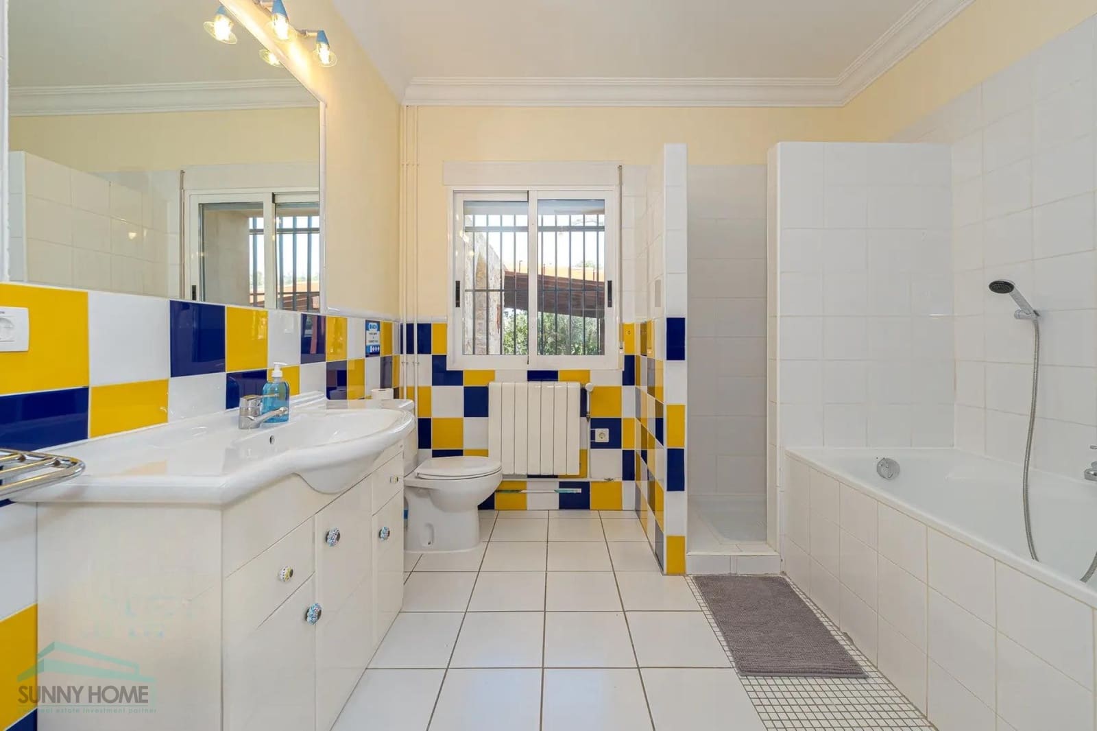 Finca/Casa Rural de 8 habitaciones en La Villajoyosa / Vila Joiosa en venta con garaje - 1.499.000 € (Ref: 9821707)