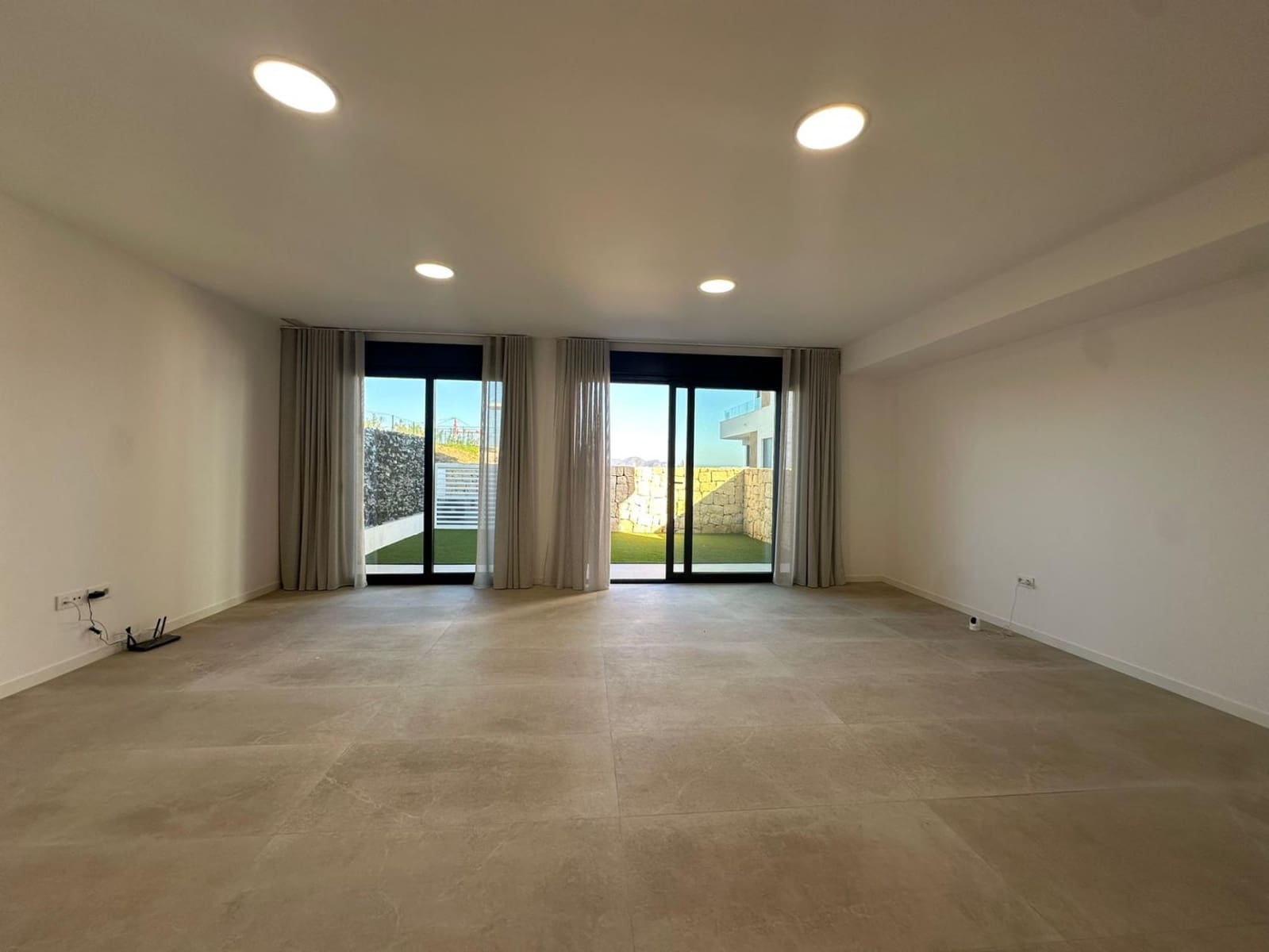 3 bedroom Apartment for sale in Finestrat with pool garage - € 590,000 (Ref: 9821708)