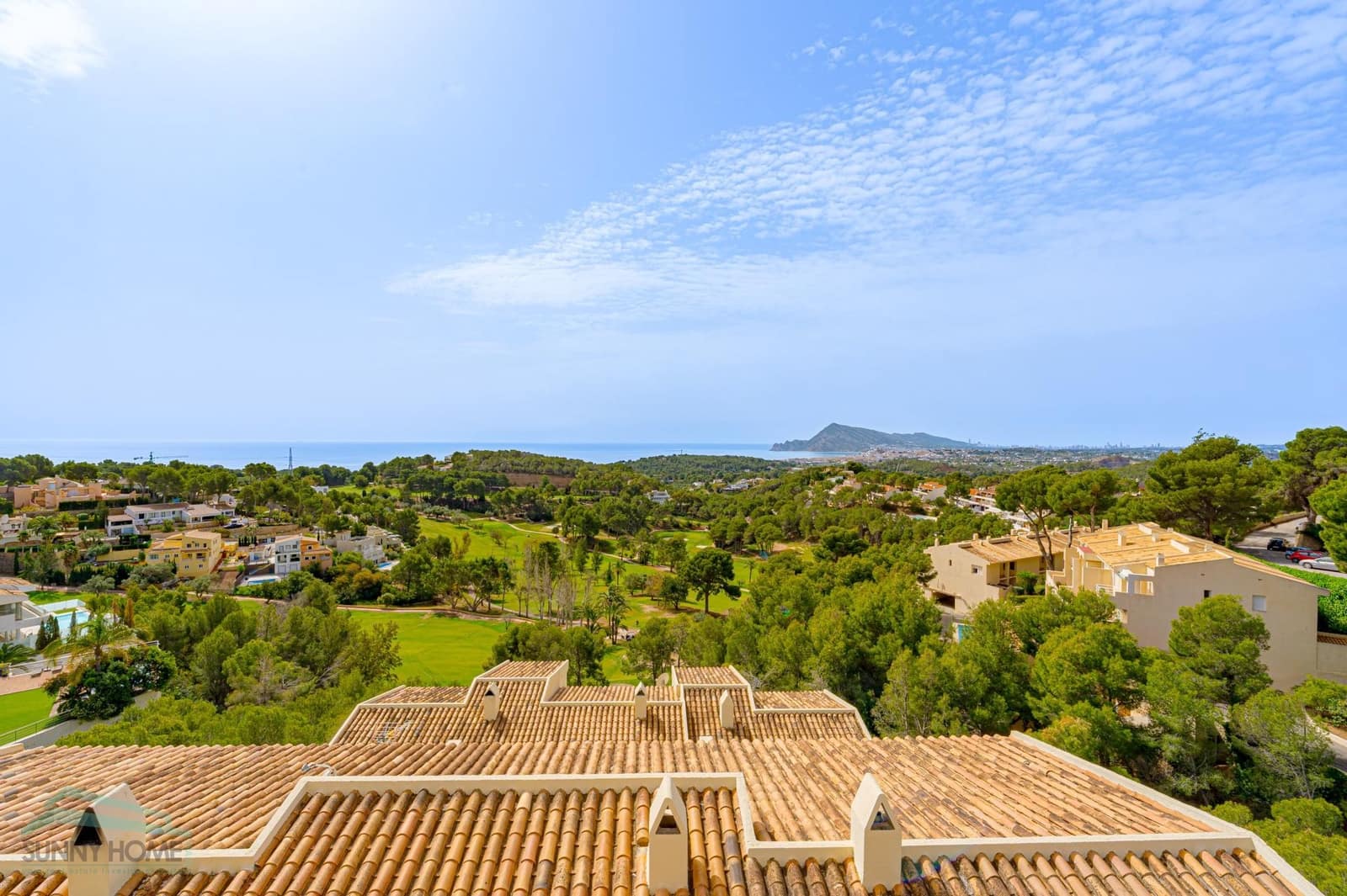 3 bedroom Apartment for sale in Altea with pool garage - € 495,000 (Ref: 9844782)