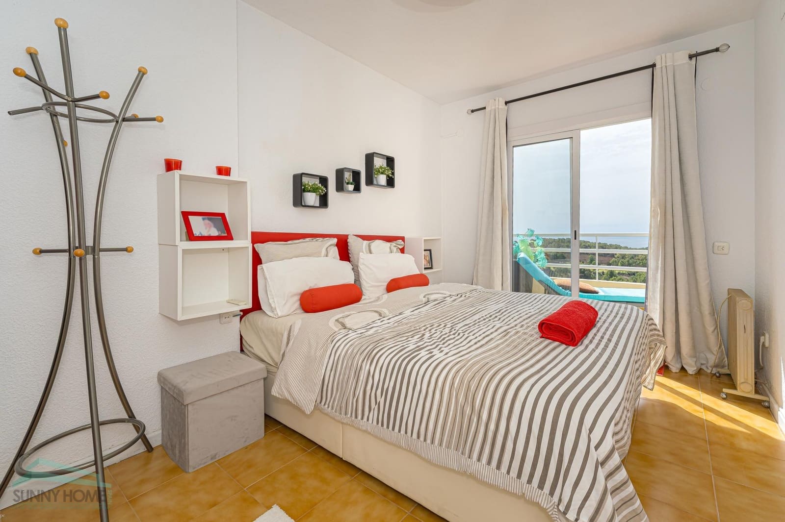 3 bedroom Apartment for sale in Altea with pool garage - € 495,000 (Ref: 9844782)