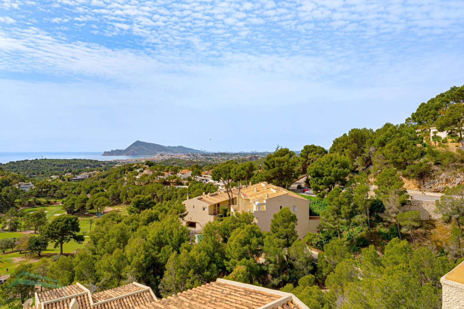 3 bedroom Apartment for sale in Altea with pool garage - € 495,000 (Ref: 9844782)