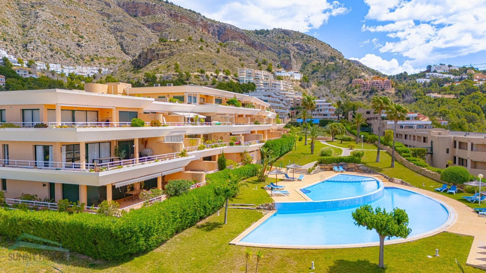 3 bedroom Apartment for sale in Altea with pool garage - € 475,000 (Ref: 9847758)