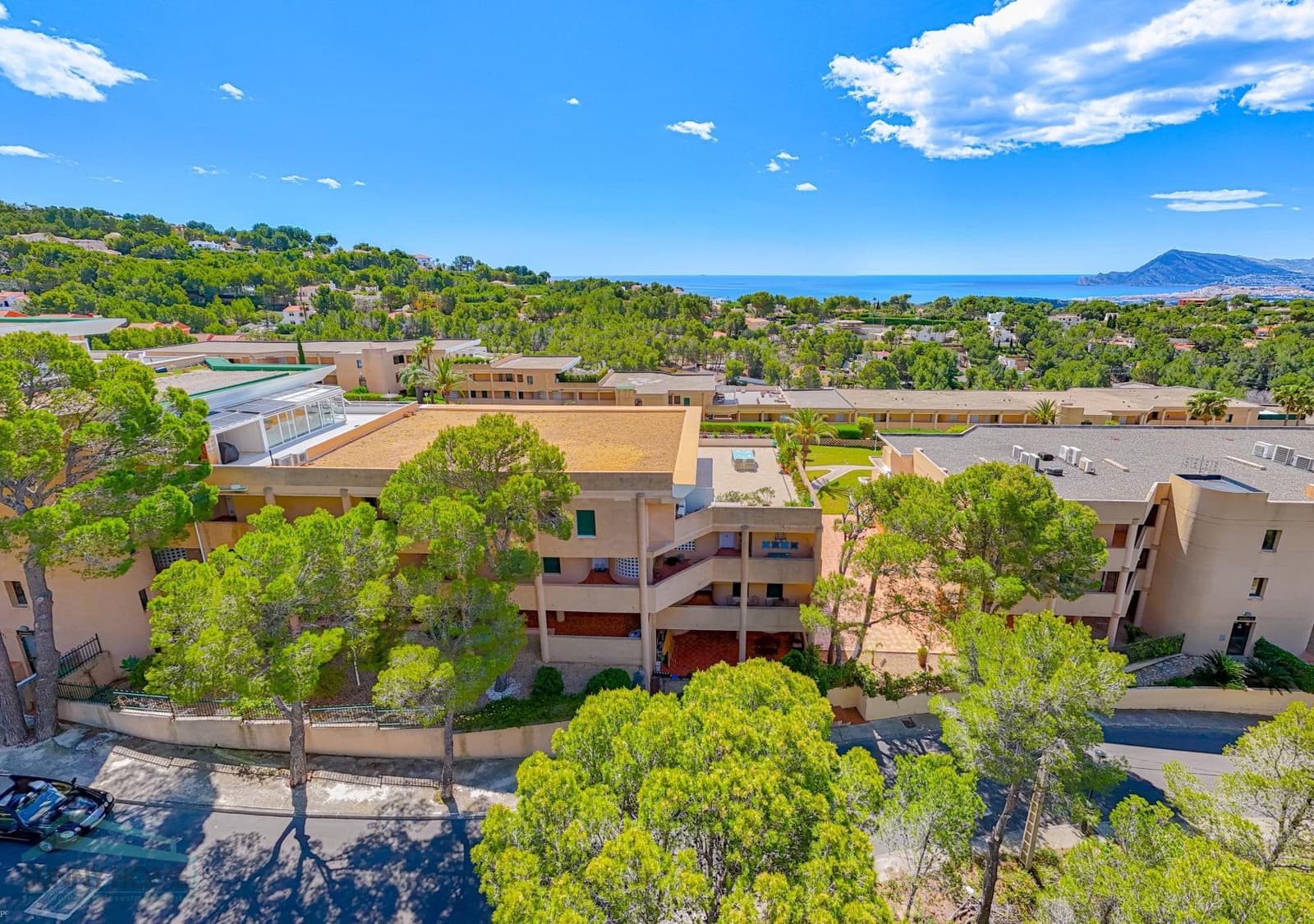 3 bedroom Apartment for sale in Altea with pool garage - € 475,000 (Ref: 9847758)