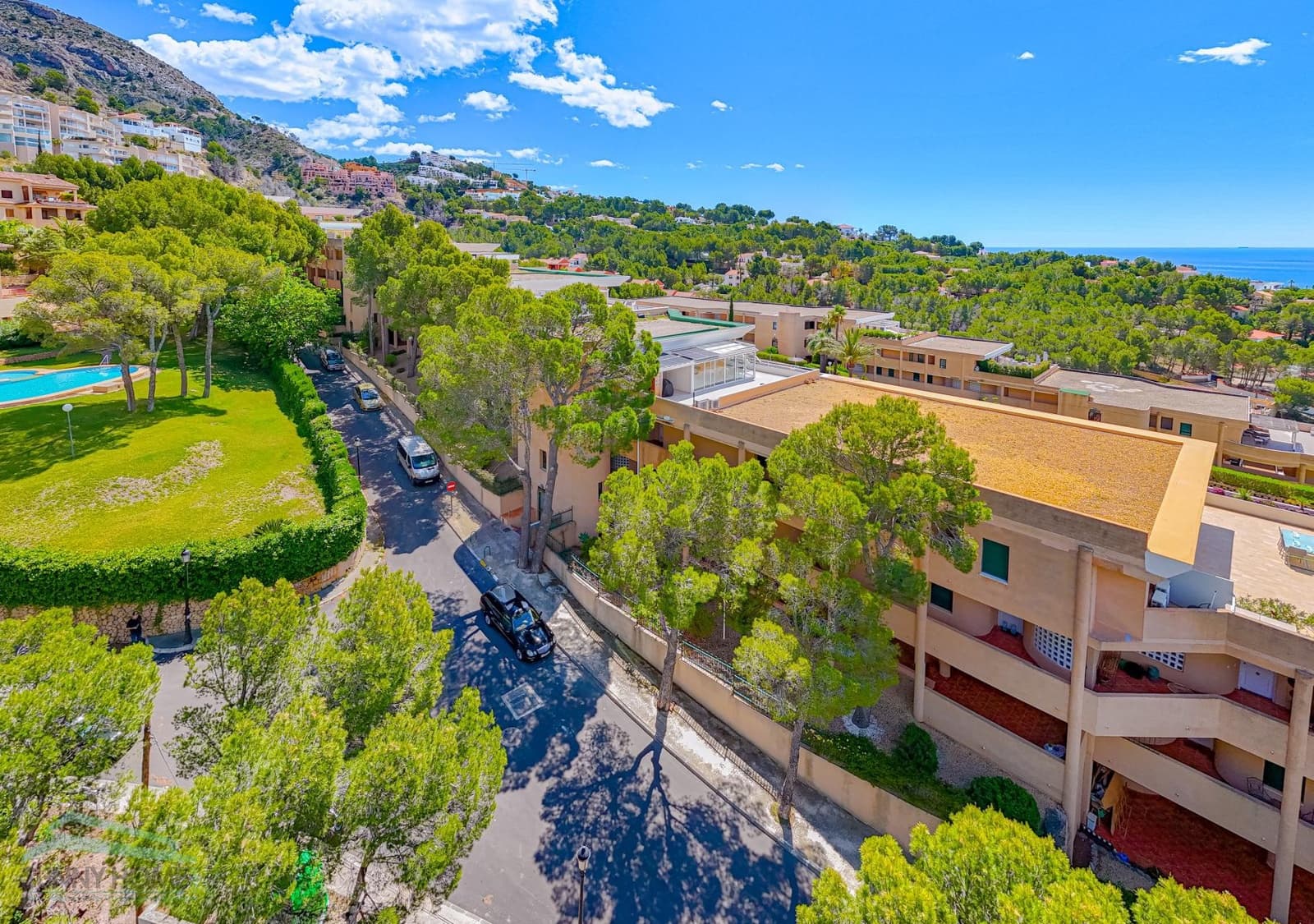 3 bedroom Apartment for sale in Altea with pool garage - € 475,000 (Ref: 9847758)