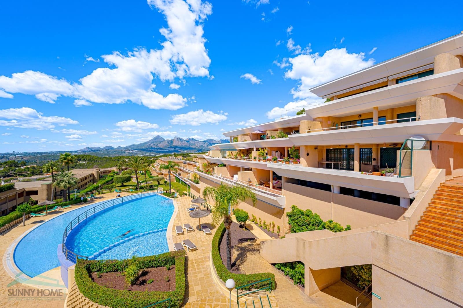 3 bedroom Apartment for sale in Altea with pool garage - € 475,000 (Ref: 9847758)