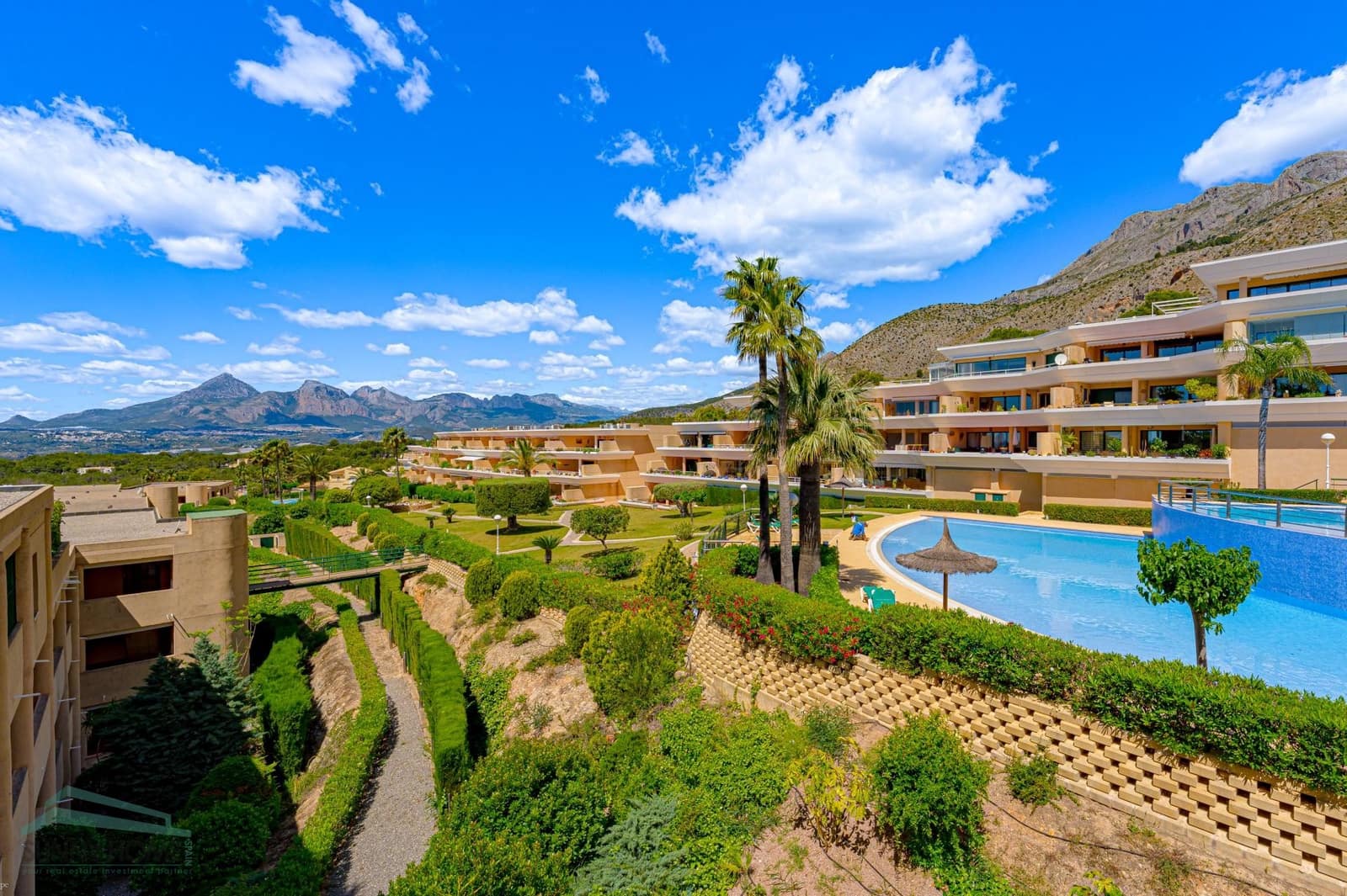 3 bedroom Apartment for sale in Altea with pool garage - € 475,000 (Ref: 9847758)