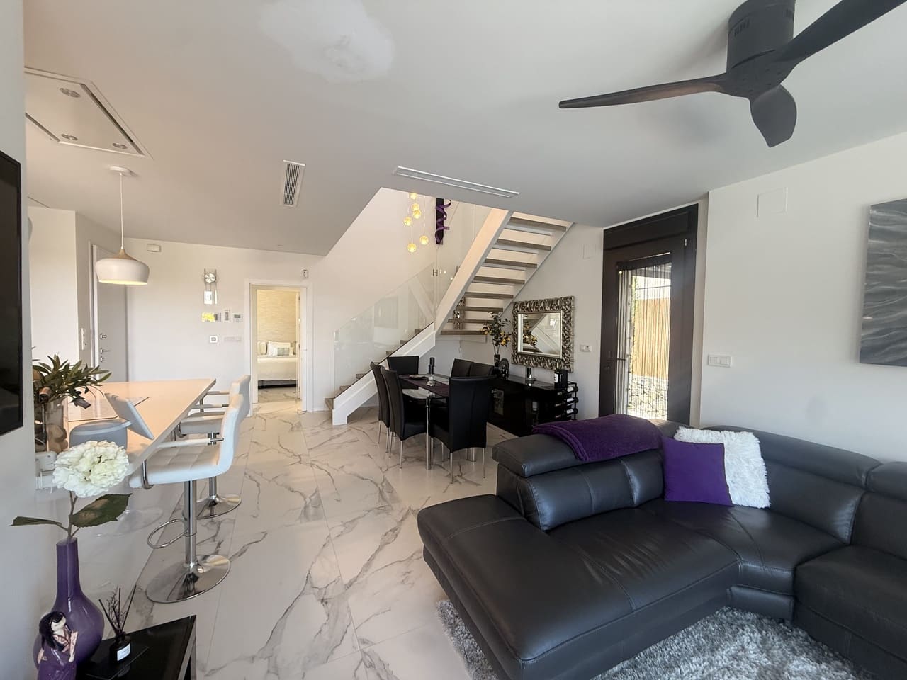 3 bedroom Villa for sale in Finestrat with pool - € 849,000 (Ref: 9854648)