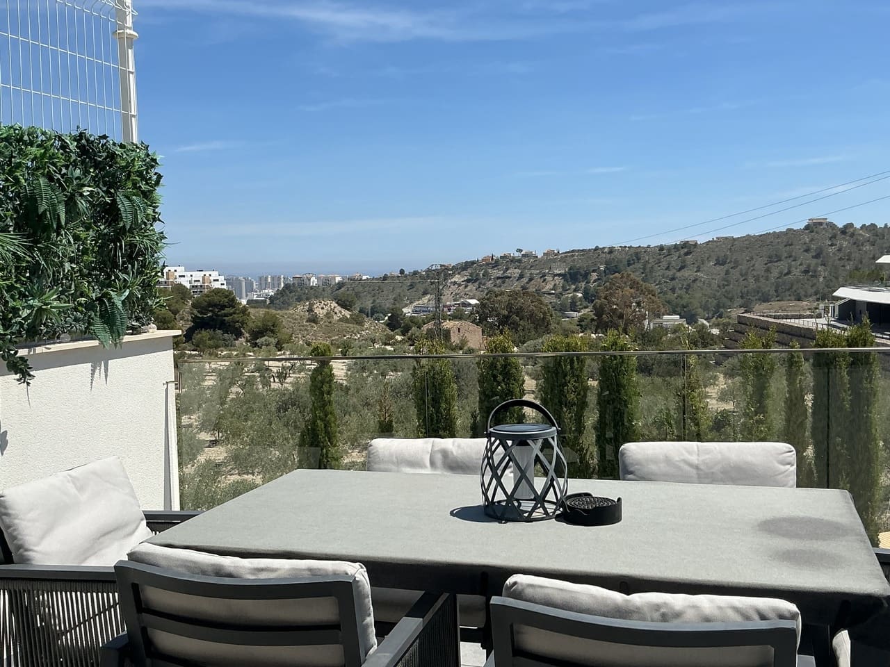 3 bedroom Villa for sale in Finestrat with pool - € 849,000 (Ref: 9854648)