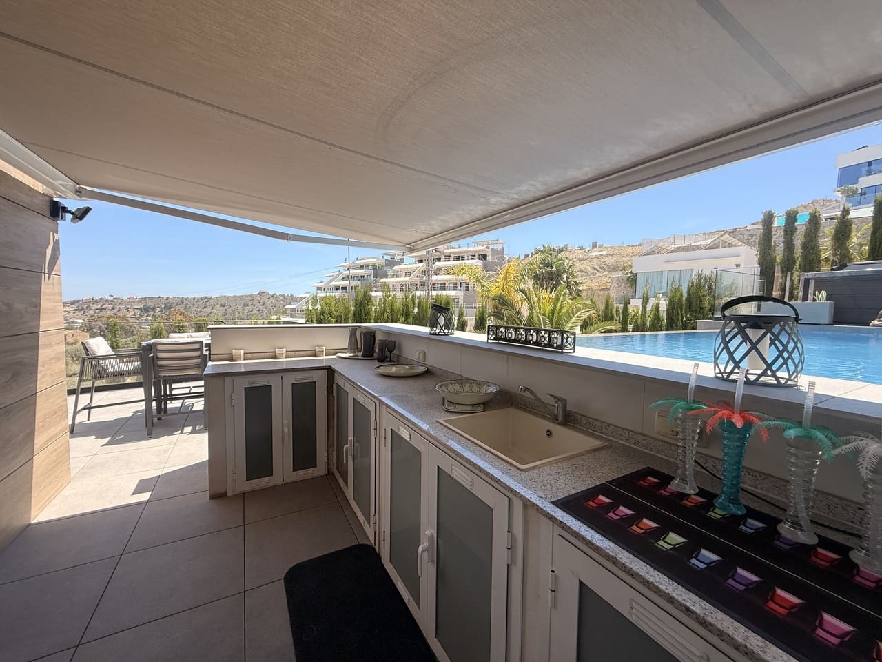 3 bedroom Villa for sale in Finestrat with pool - € 849,000 (Ref: 9854648)