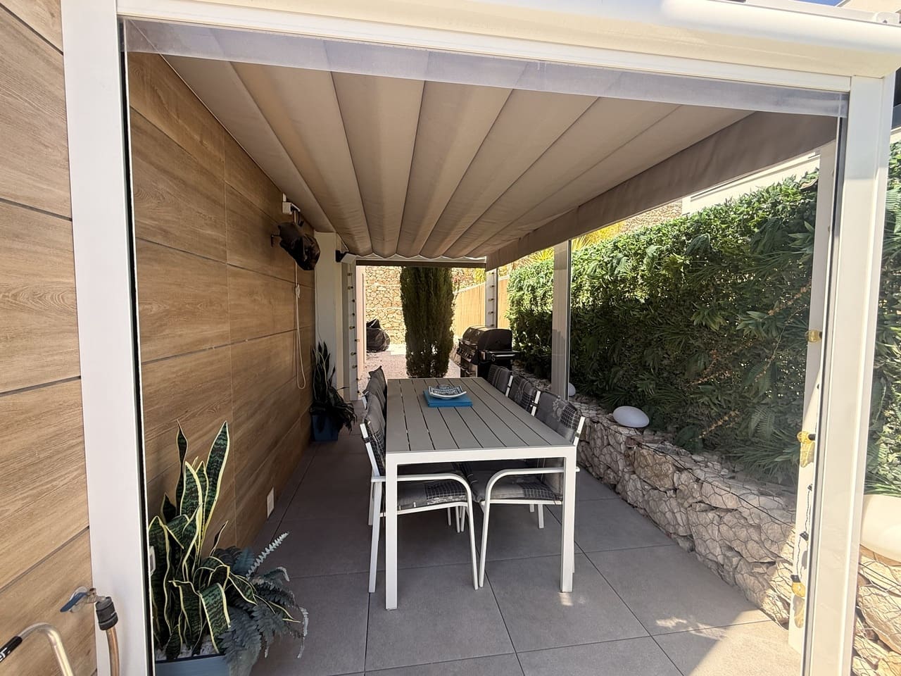 3 bedroom Villa for sale in Finestrat with pool - € 849,000 (Ref: 9854648)