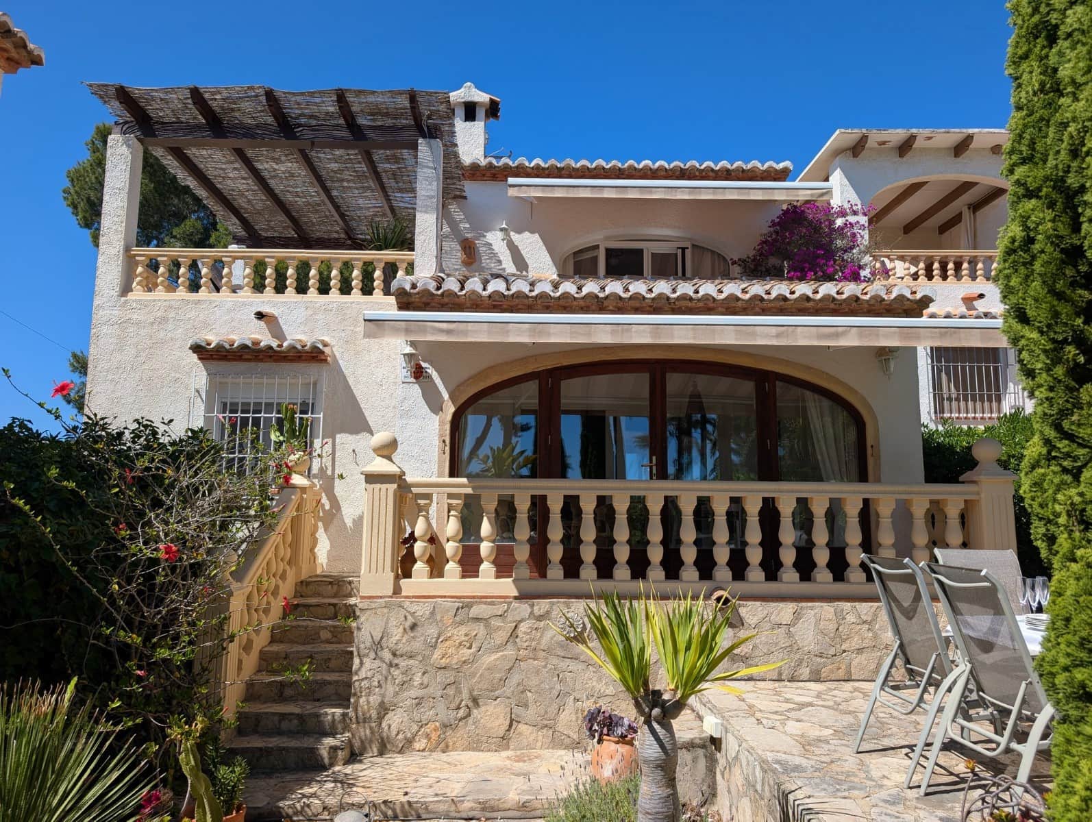 3 soverom Villa til salgs i Moraira med svømmebasseng garasje - € 525 000 (Ref: 9860247)