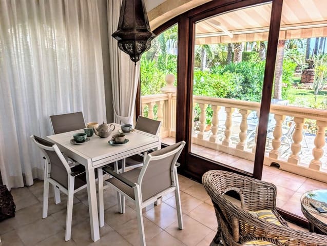 3 soverom Villa til salgs i Moraira, Teulada-Moraira med svømmebasseng garasje - € 525 000 (Ref: 9860247)