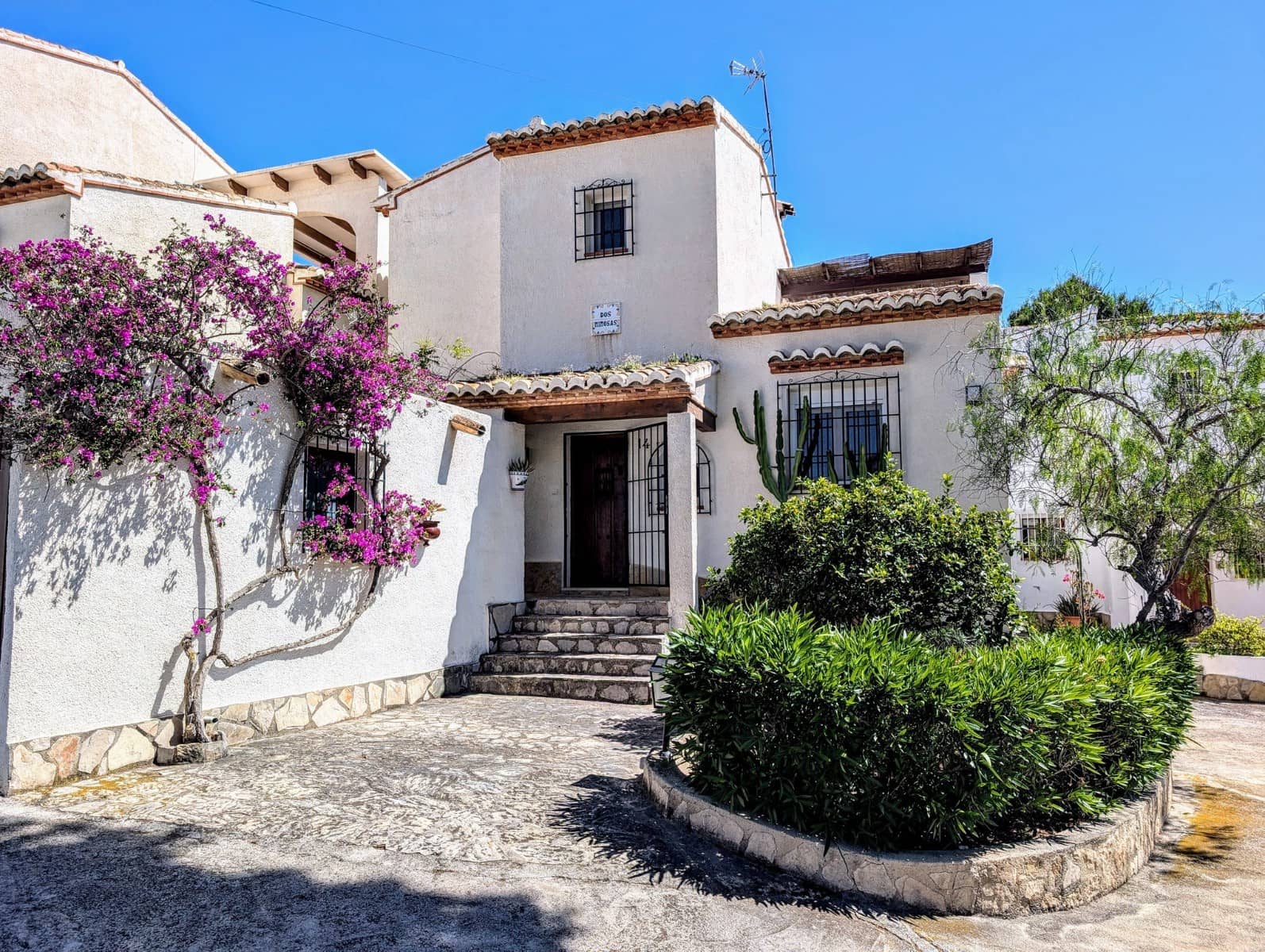 3 soverom Villa til salgs i Moraira med svømmebasseng garasje - € 525 000 (Ref: 9860247)