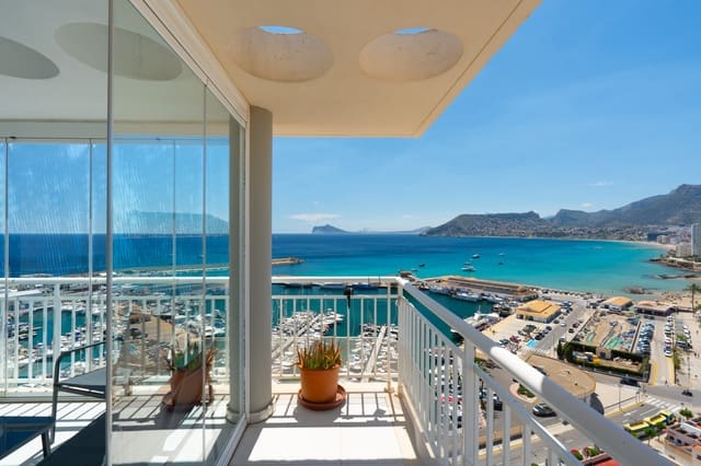 Apartamento de 2 habitaciones en Calpe / Calp en venta con piscina garaje - 890.000 € (Ref: 9873675)
