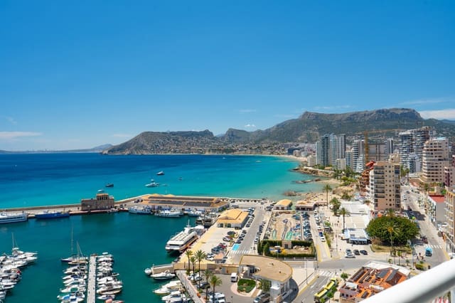 5 bedroom Apartment for sale in Calpe / Calp with pool garage - € 1,780,000 (Ref: 9873676)