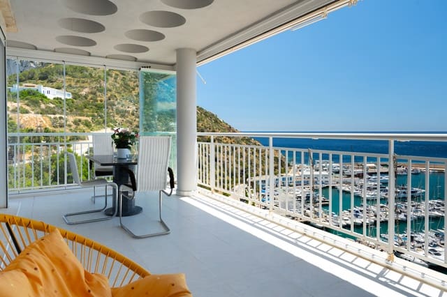 5 bedroom Apartment for sale in Calpe / Calp with pool garage - € 1,780,000 (Ref: 9873676)