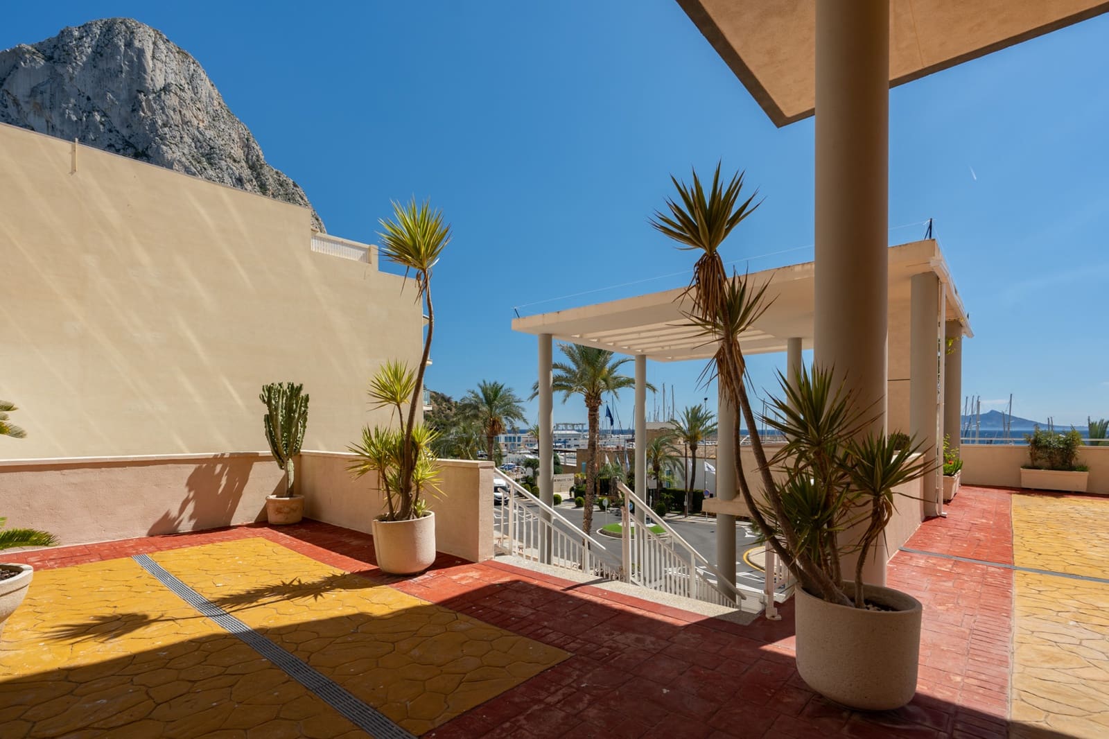 Apartamento de 5 habitaciones en Calpe / Calp en venta con piscina garaje - 1.780.000 € (Ref: 9873676)