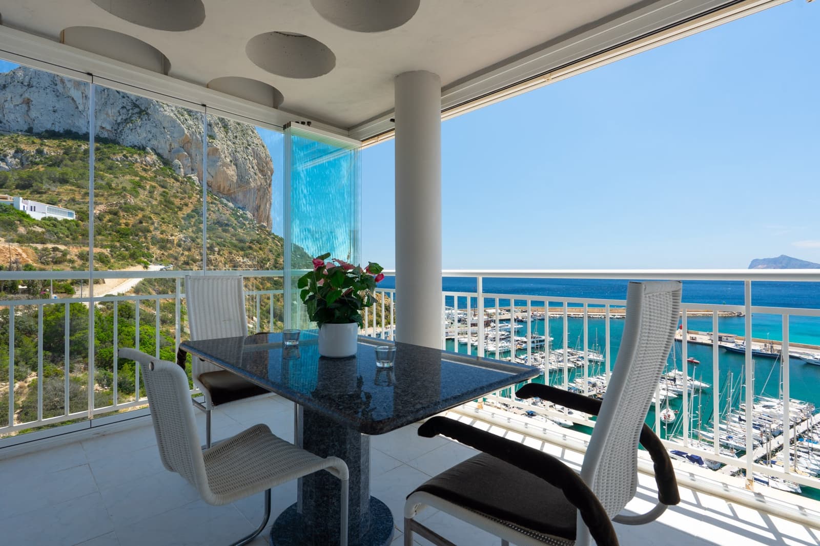Apartamento de 5 habitaciones en Calpe / Calp en venta con piscina garaje - 1.780.000 € (Ref: 9873676)