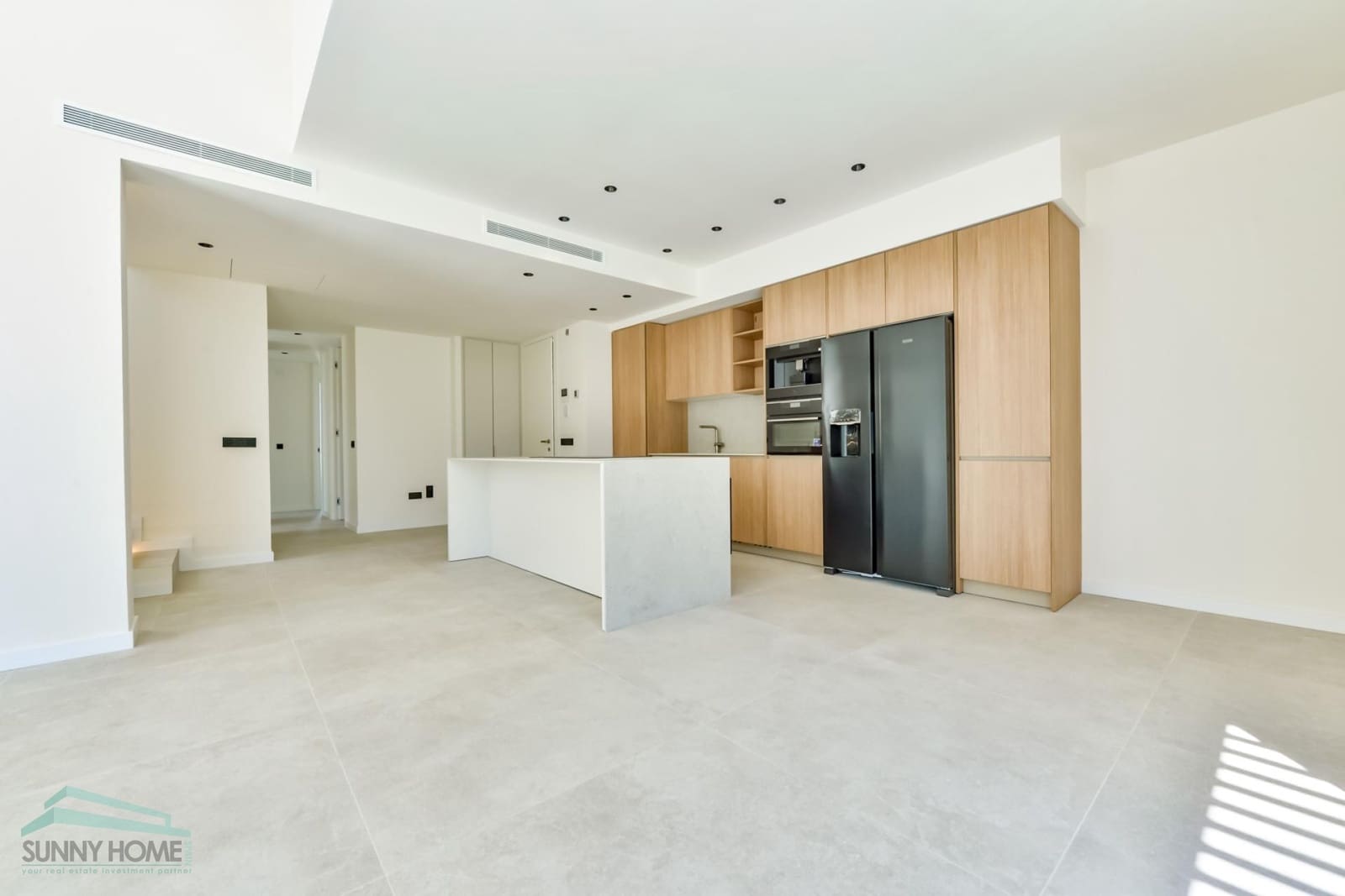 3 bedroom Villa for sale in Finestrat with garage - € 790,000 (Ref: 9879205)