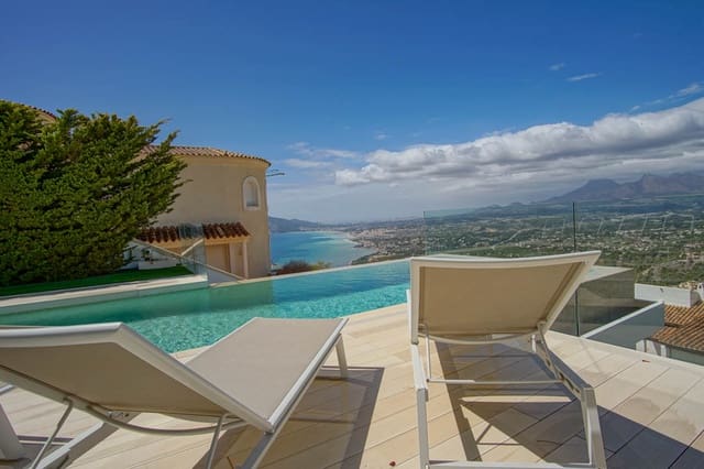 6 slaapkamer Villa te koop in Altea met zwembad garage - € 2.490.000 (Ref: 9913460)