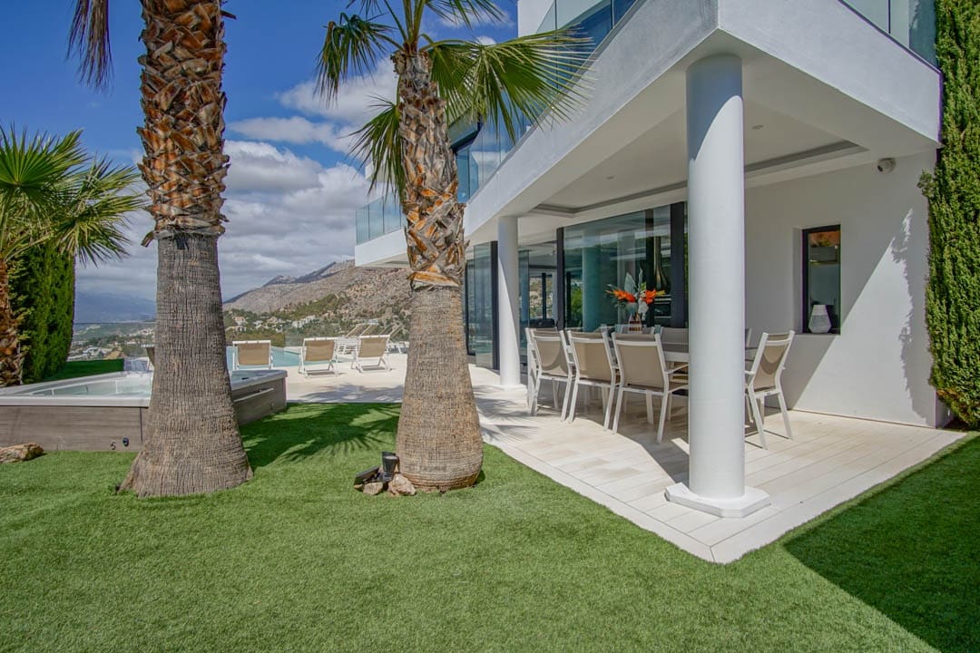 6 slaapkamer Villa te koop in Altea met zwembad garage - € 2.490.000 (Ref: 9913460)