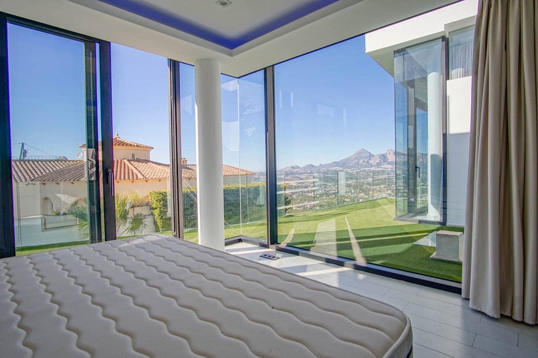 6 slaapkamer Villa te koop in Altea met zwembad garage - € 2.490.000 (Ref: 9913460)