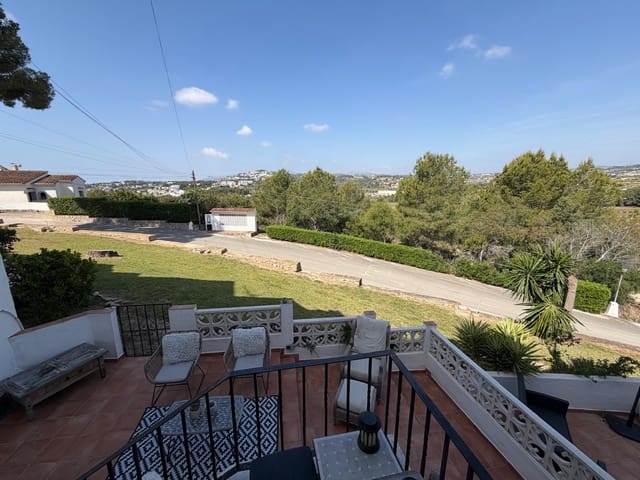 2 bedroom Townhouse for sale in Moraira, Teulada-Moraira with pool - € 325,000 (Ref: 9918639)