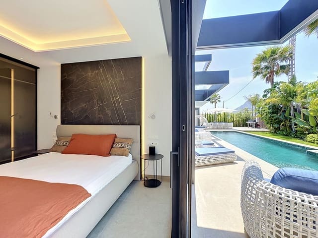 4 soveværelse Villa til salg i Calpe / Calp med swimmingpool garage - € 2.290.000 (Ref: 9918640)