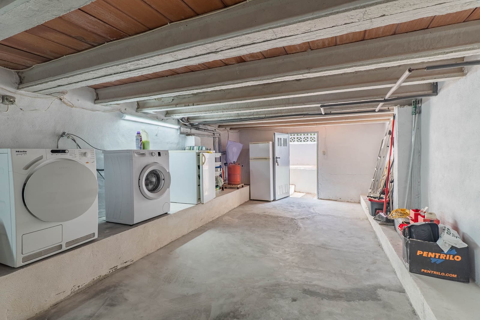 2 sovrum Hus till salu i Moraira med pool garage - 329 000 € (Ref: 9936724)