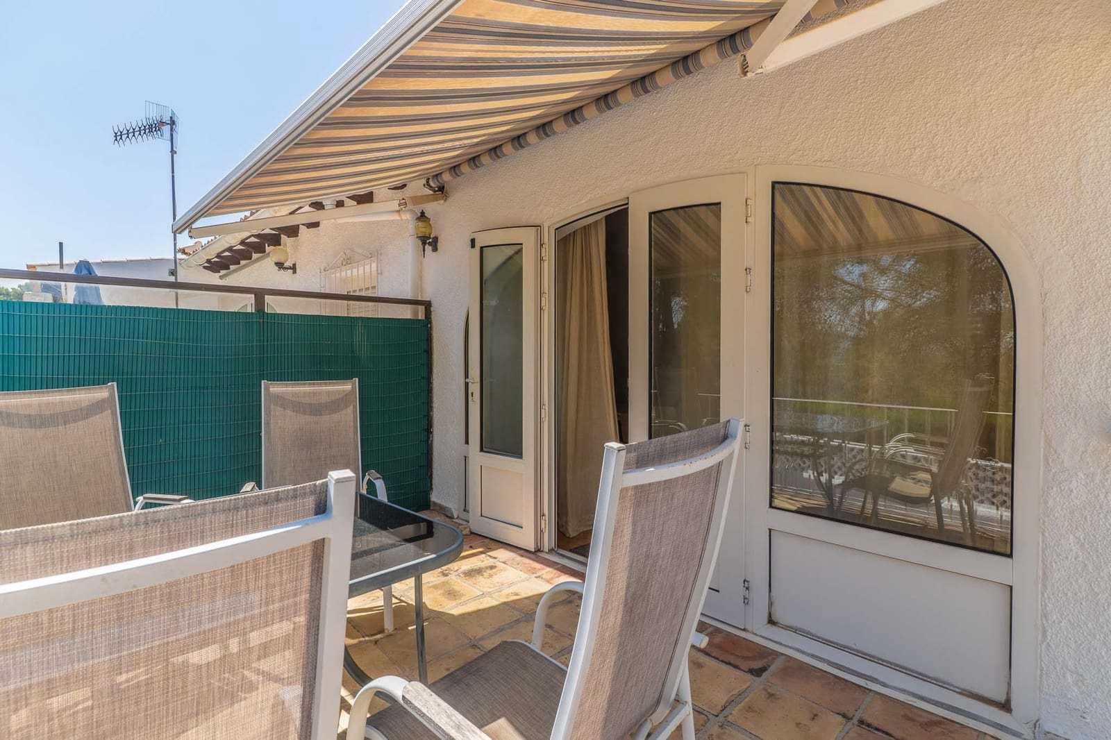 2 sovrum Hus till salu i Moraira med pool garage - 329 000 € (Ref: 9936724)