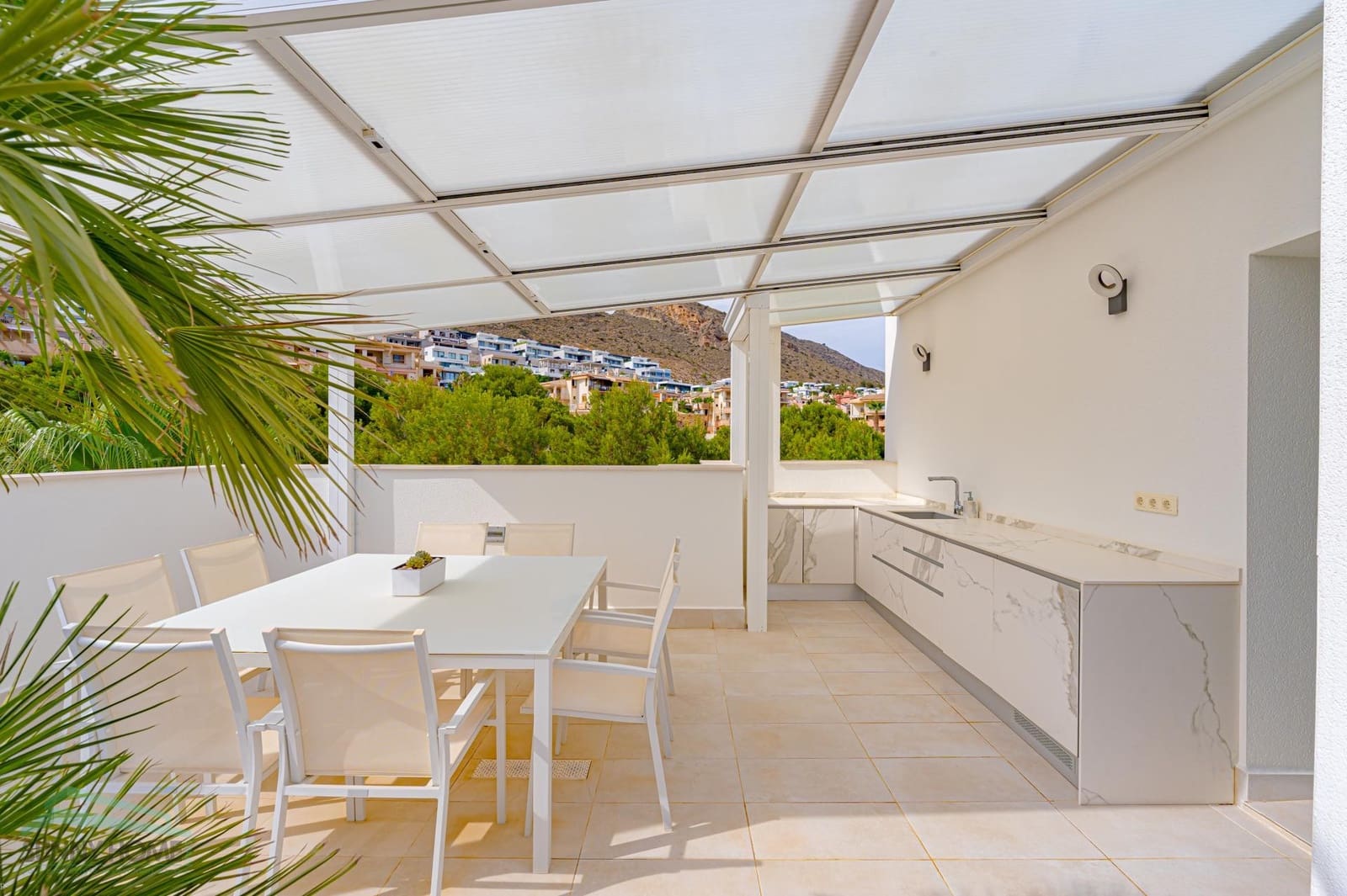 4 quarto Moradia para venda em Finestrat com garagem - 1 980 000 € (Ref: 9950085)
