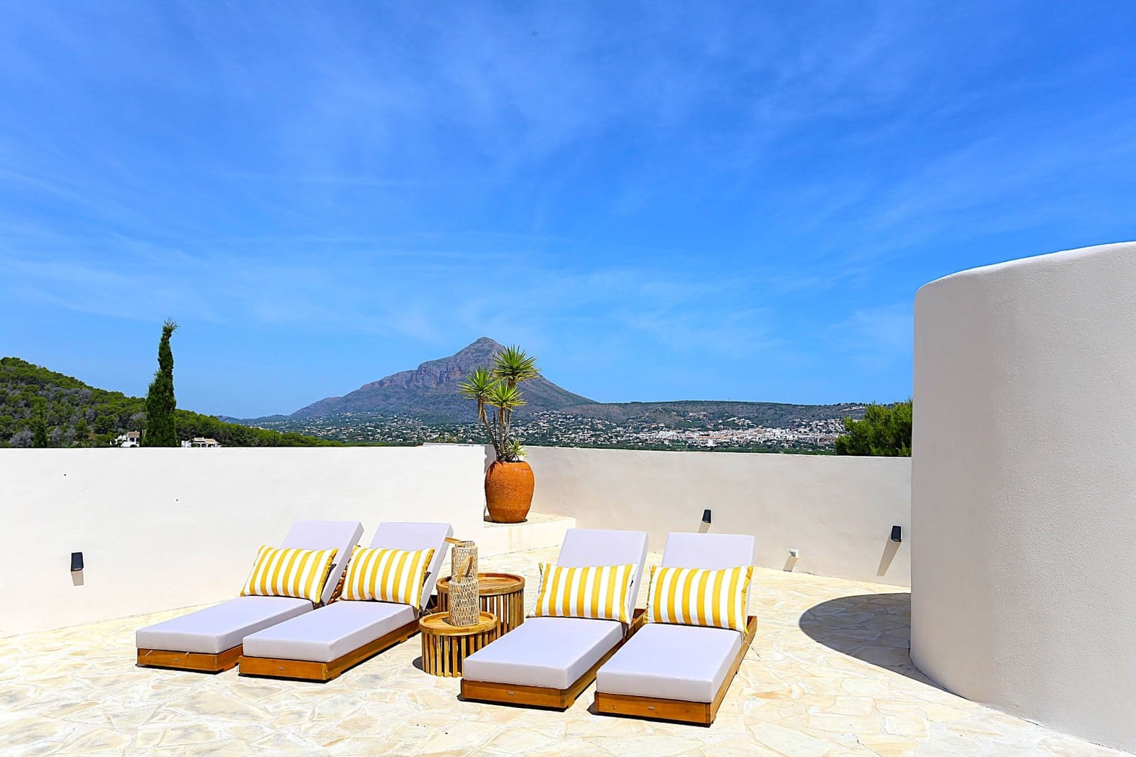 Chalet de 7 habitaciones en Javea / Xàbia en venta con piscina - 2.900.000 € (Ref: 9952835)