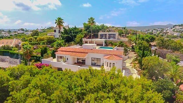 Chalet de 7 habitaciones en Javea / Xàbia en venta con piscina - 2.900.000 € (Ref: 9952835)