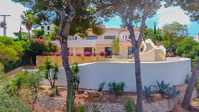 Chalet de 7 habitaciones en Javea / Xàbia en venta con piscina - 2.900.000 € (Ref: 9952835)