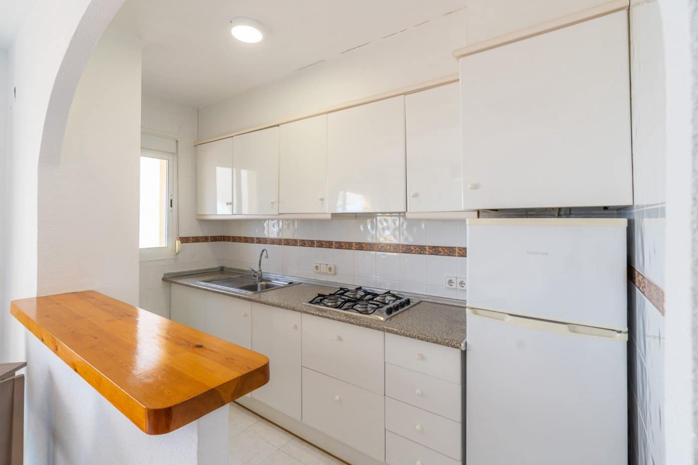 2 quarto Bungalow para venda em Calpe / Calp com piscina garagem - 240 000 € (Ref: 9985349)