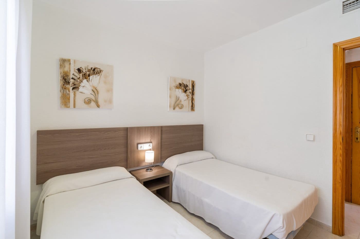 2 quarto Bungalow para venda em Calpe / Calp com piscina garagem - 240 000 € (Ref: 9985349)