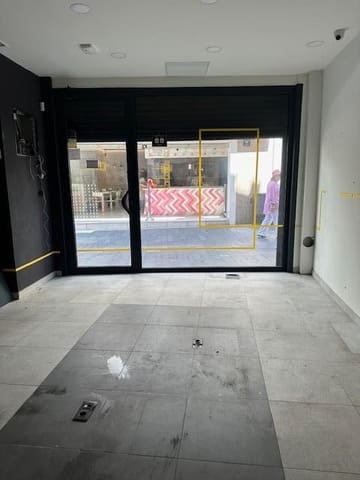 Comercial para arrendar em Sitges - 2 100 € (Ref: 9778480)