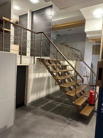 Comercial para arrendar em Sitges - 2 100 € (Ref: 9778480)