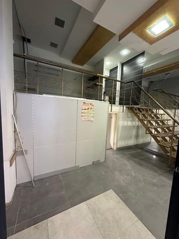 Comercial para arrendar em Sitges - 2 100 € (Ref: 9778480)