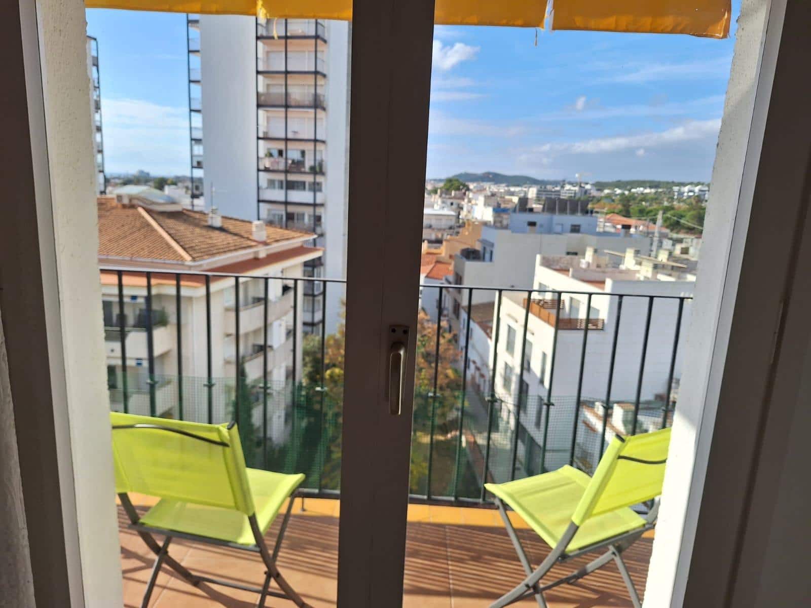 3 sypialnia Penthouse do wynajęcia w Sitges z basenem - 1 450 € (Ref: 9778481)
