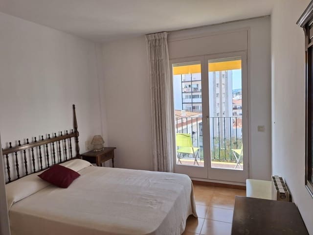 3 sypialnia Penthouse do wynajęcia w Sitges z basenem - 1 450 € (Ref: 9778481)