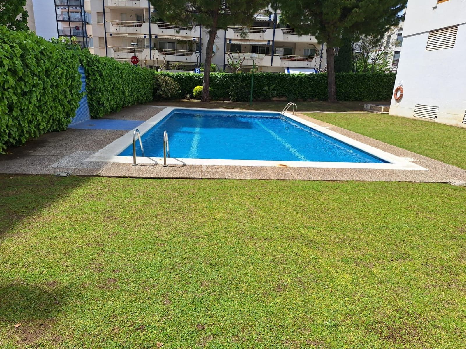 3 sypialnia Penthouse do wynajęcia w Sitges z basenem - 1 450 € (Ref: 9778481)